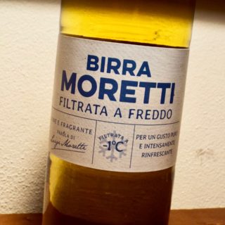 Cerveza Moretti filtrada en frío