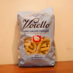 Il Fusillo Voiello, prodotto da grano Aureo in Italia, una varietà nata nel 2009 a Bologna.