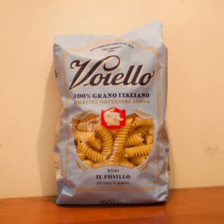 Fusillo Voiello, produit à partir de blé Aureo en Italie, une variété née en 2009 à Bologne.