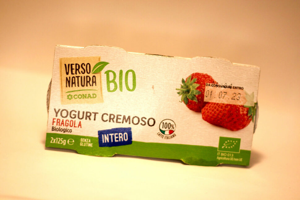 Conad Bio Strawberry Creamy Yogurt Towards Nature